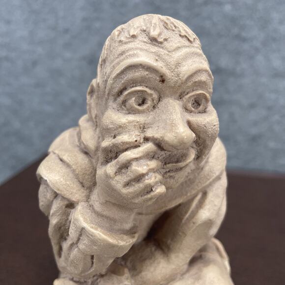 The Nosepicker Monk Shelf Sitter Brasenose College Oxford England - Picture 2 of 6